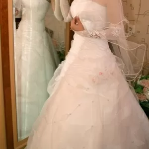 ПРОДАМ ШИКАРНОЕ СВАДЕБНОЕ ПЛАТЬЕ!!!!!!!