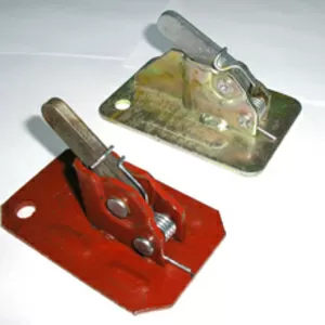 Пружинный зажим для опалубки