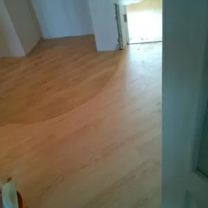 Укладка плитки и ламината и другие отделочные работы