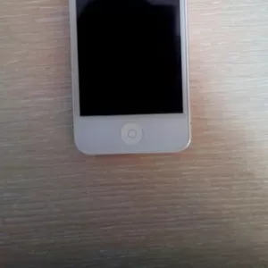 Продам Iphone 4s