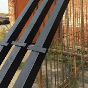 Металличексие столбы,  круглые и квадратные!Скидки на  весь ассортимент
