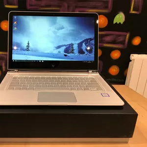 Портативный компьютер HP Spectre с 13-V104NF - и5-7200U - выиграть 10 