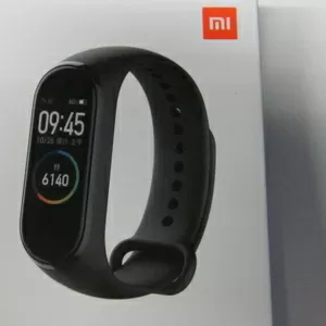 Продам новый фитнес браслет Mi band 4