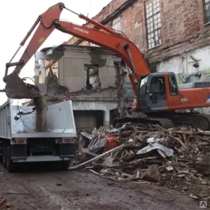 Вывоз строительного мусора при демонтаже зданий и сооружений