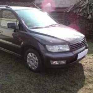 Mitsubishi Space Wagon III