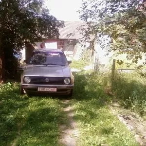 1984г.в золотистый 1.8 бензин АИ 80, не варен не крашен, хорошее тех.сос