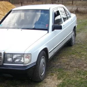Продам автомобиль Мерседес 190D,  2, 0 дизель 
